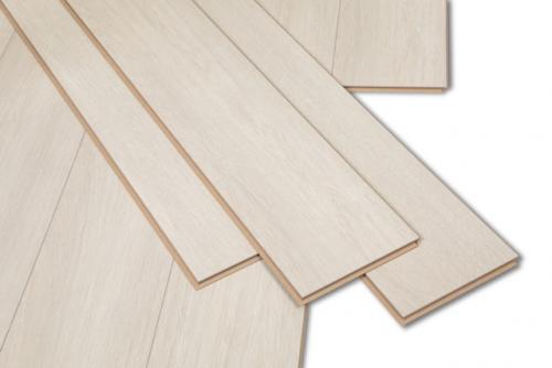 Премиум ламинат Peli - это качественное покрытие, изготовленное в соответствии с европейскими стандартами качества. 06 Премиум ламинат Peli - это качественное покрытие, изготовленное в соответствии с европейскими стандартами качества. 06