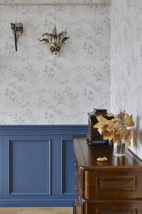 Нежный интерьер двухкомнатной квартиры для молодой девушки, которая любит винтаж и коллекционирует старинную мебель и предметы. 02