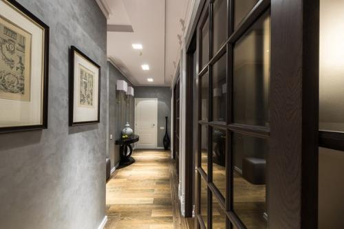 Фламандский интерьер.  Эту квартиру дизайнер для респектабельной супружеской пары оформляла. 04