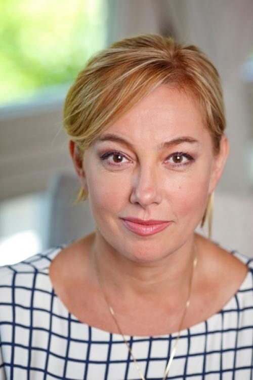 Арина шарапова получила в подарок от первого канала шикарный ремонт. 02