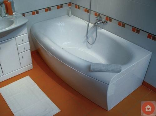 Пpocтой и очень действенный способ, как сделать ванну белocнежной.