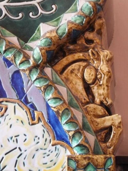 На этих фотографиях представлены элементы самого известного убранства дома бажанова. 02