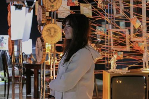 В творческом пространстве Деаятка начала свою работу уникальная выставка авторских работ квартира номер 9. 01