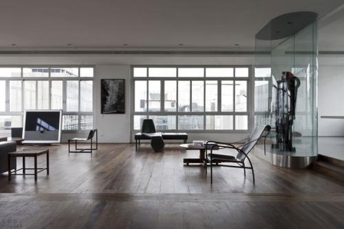 Просторная квартира Paulista в Сан-паулу, Бразилия, выполнена по проекту бразильской студии Triptyque. 01