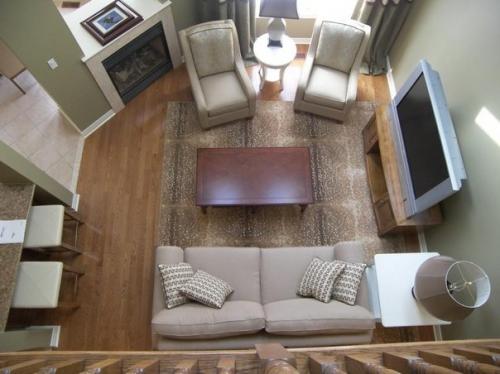 Гостиная - это место, где царит уют, и визитная карточка каждой квартиры. 02