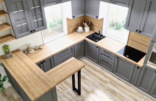 Кухня с полуостровом имеет достаточно хорошие габаритные размеры - 3870*2890*1200. 03