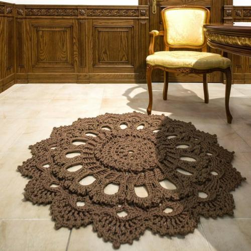 Легкий ажурный ковер ручной работы крючком из полиэфирного шнура связан. 02