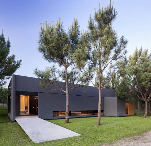 Дом - интроверт в Аргентине. 01