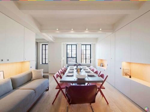 Интерьер студии с отделкой из дерева в Нью-йорке. 05