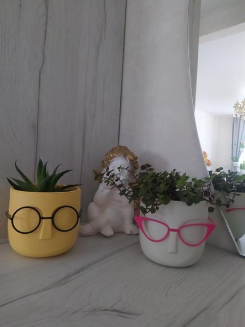 Вам Стива и мари представляю. 01