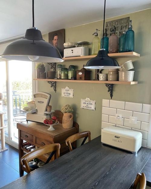 Мебель в черных цветах всегда выглядит элегантно и стильно. 02