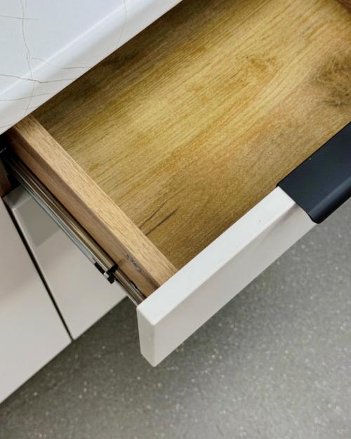 Кухня евро и евро лайн в цвете агат с декором дуб песочный - тренд, который легко станет частью интерьера. 05