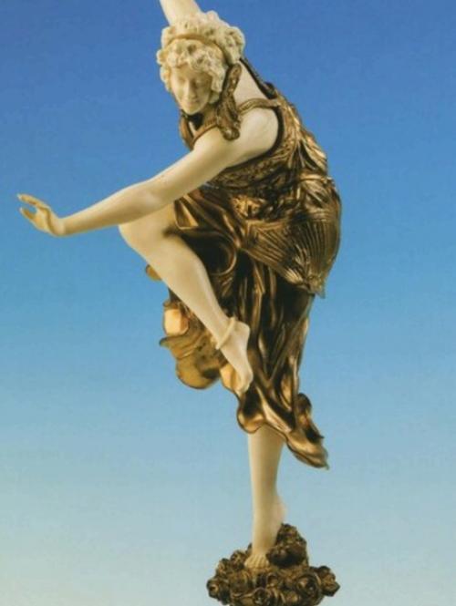 Было время - примерно век тому, - которое можно назвать одним коротким, но точным словом: шик. 06