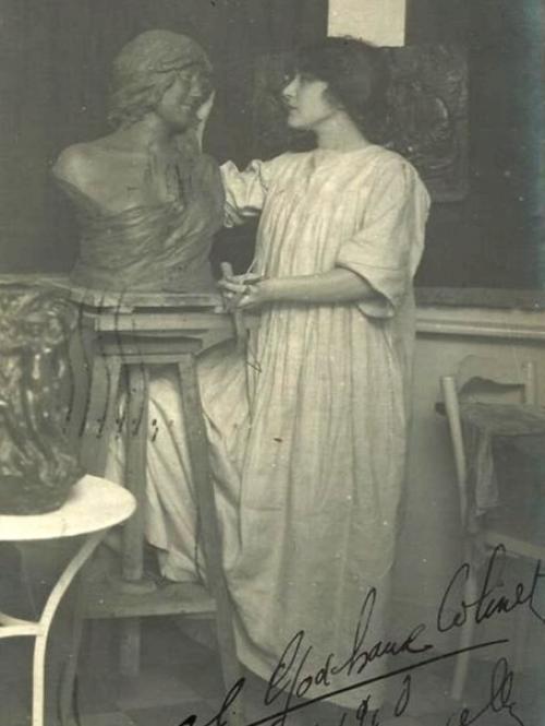 Было время - примерно век тому, - которое можно назвать одним коротким, но точным словом: шик. 08