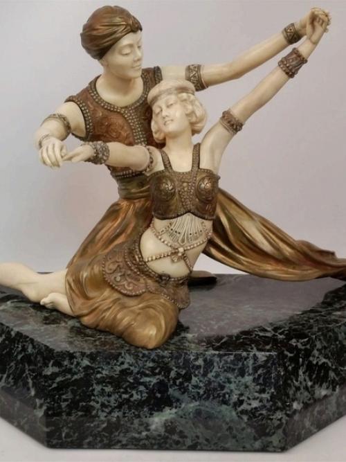 Было время - примерно век тому, - которое можно назвать одним коротким, но точным словом: шик. 07