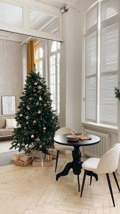 Новогодний интерьер зала White. 07