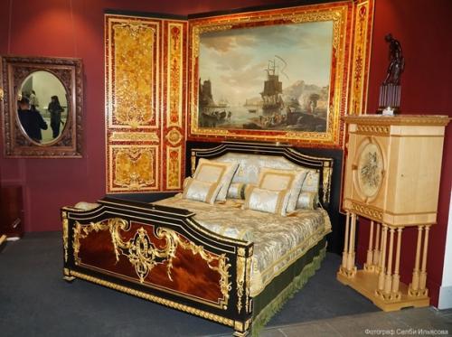 Провела фотосет на 48-м российском антикварном салоне & Lifestyle Искусство Интерьера в гостином дворе 25 ноября 2022. 01