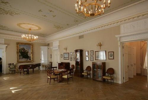 Мы рассказываем о музей - усадьбе Г. Р. Державина в Петербурге. 01