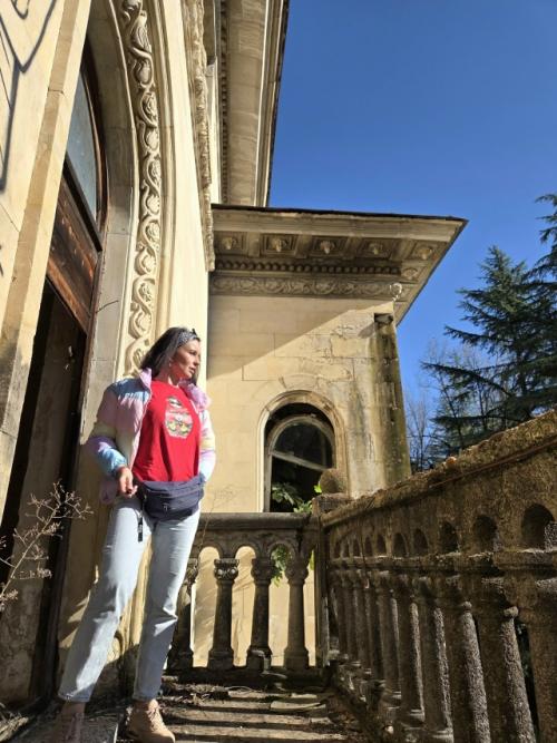 В Цхалтубо я влюбилась в прошлый грузинский раз сразу, поэтому знала, что вернусь. 08 В Цхалтубо я влюбилась в прошлый грузинский раз сразу, поэтому знала, что вернусь. 08