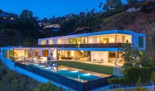 Шикарный особняк в Беверли - хиллз: в гостях у Джона ледженда и Крисси тейген. 03