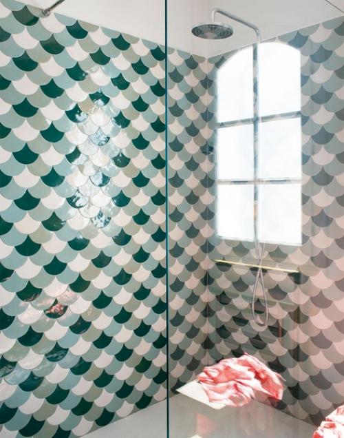 Интерьер этого милого особняка в Испании сочетает в себе функциональность дома на побережье и современный стиль городского жилья. 05