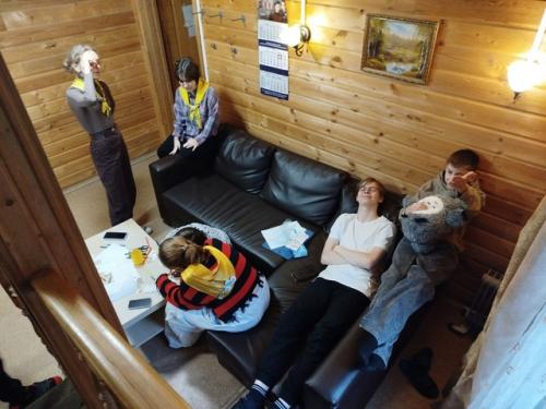 Всём привет!  С вами снова отряд Котобус. 01