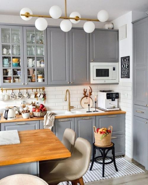 По-домашнему атмосферная кухня - гостиная. 01