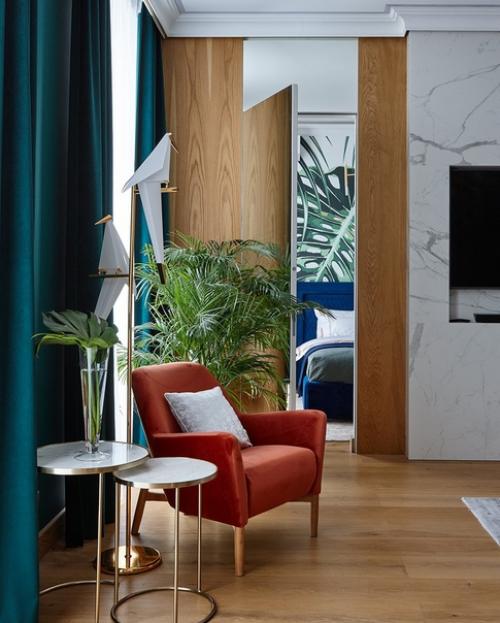 Насыщенные цвета и тропические мотивы: квартира в Москве. 04