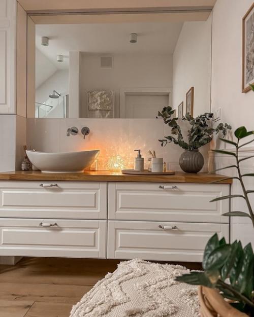 Добро пожаловать в дом, где главная цветовая база - это белый цвет. 08