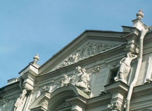 Дома Петербурга / дворцовая набережная, 18. 05