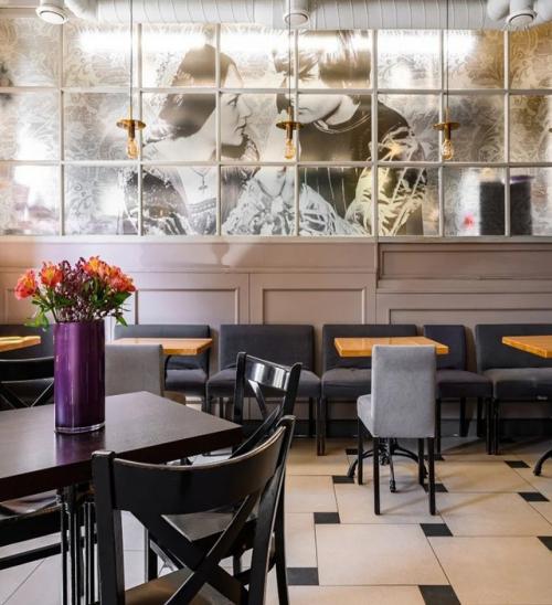 Итальянский ресторан рядом с мариинским театром. 01