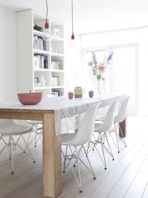 Обеденный стол - один из самых важных предметов интерьера на любой кухне. 04