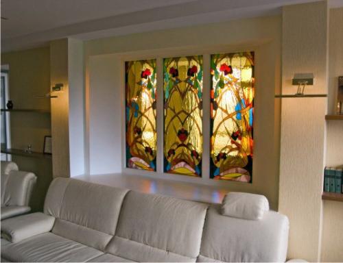 Использование витражей и зеркал в оформлении вашего интерьера. 01