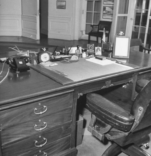 История президентских столов в белом доме США: 6 деревянных легенд. 02