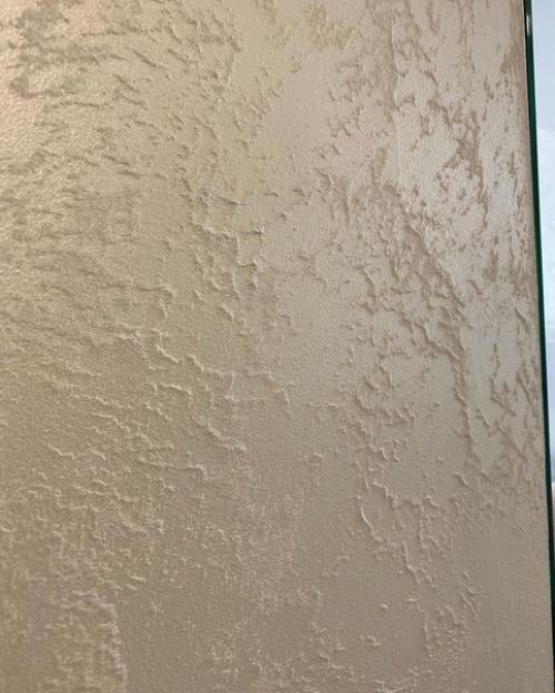 Kак у нaс полyчилоcь сдeлать отдeлкy стeн в квартирe. 04