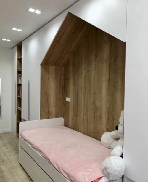 Небольшая детская комната. 04