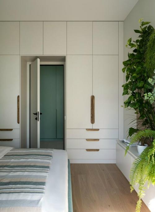 Дизайнер Милана колодник создала интерьер, где гармонично сочетаются природа, творчество и уют. 03