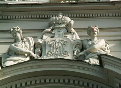 Дома Петербурга / дворцовая набережная, 18. 08