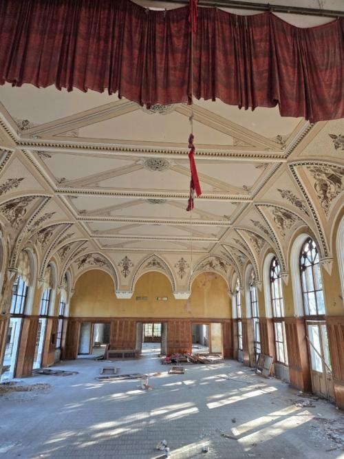 В Цхалтубо я влюбилась в прошлый грузинский раз сразу, поэтому знала, что вернусь. 03 В Цхалтубо я влюбилась в прошлый грузинский раз сразу, поэтому знала, что вернусь. 03