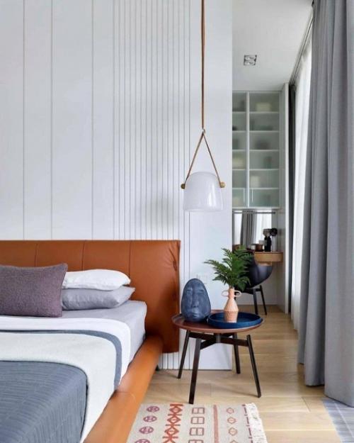 Мы обустраиваем свою двухкомнатную квартиру, пришлось обратиться к специалисту для оформления дизайна. 01