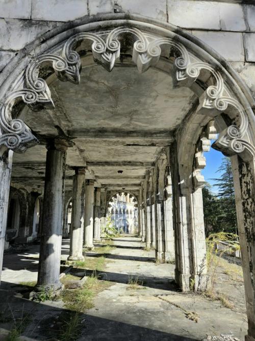 В Цхалтубо я влюбилась в прошлый грузинский раз сразу, поэтому знала, что вернусь. 05 В Цхалтубо я влюбилась в прошлый грузинский раз сразу, поэтому знала, что вернусь. 05