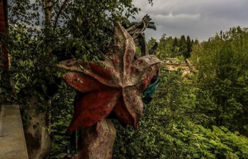 Кусочек застывшего прошлого - заброшенный пионерский лагерь Сказка. 01