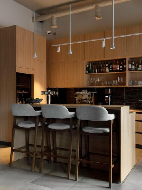 В жилом комплексе Ньютон открылся ресторан Balance - третий совместный проект дизайнера Кристины Горшковой и её постоянных заказчиков. 07