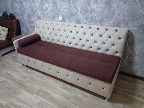 Яркие акценты в интерьере квартиры привлекают внимание и создают определённую атмосферу. 01