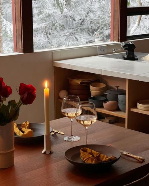 Частичка шикарного деревянного финского дома, расположенного в лесу с прекрасными видами и уютной атмосферой! 01