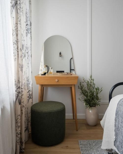 Молодая семейная пара купила эту квартиру и пригласила дизайнера Нину клюс разработать для них светлый и уютный интерьер в скандинавском стиле. 08