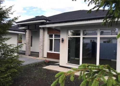 Ерееxaли из квартиры в дом.