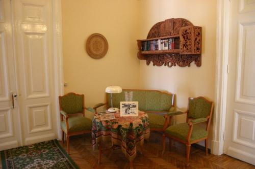 Усадьба шолохова. Наверняка многим будет интересно посетить посвященный прославленному писателю мемориальный комплекс. 07