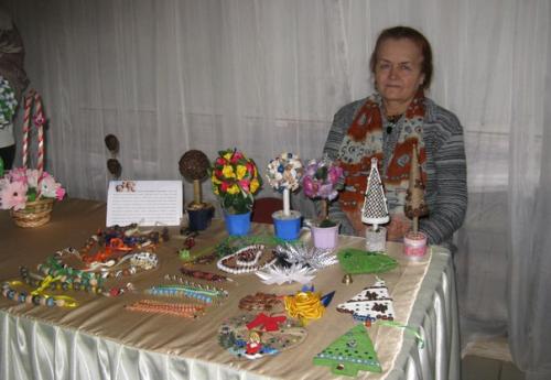 Шимские мастерицы. 
Астахова Маргарита Леонидовна - сейчас уже находится на заслуженном отдыхе.  