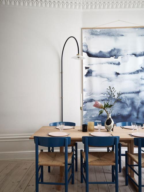 Альбом номер 3. интерьер этой квартиры в красивом 100-летнем здании в Стокгольме получился довольно интересным и ярким. 03